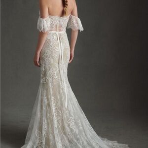 Willowby by Watters Mila off the shoulders Lace Mermaid Gown in Avory